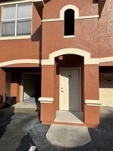 Building Photo - 19901-19901 Villa Tuscany Way