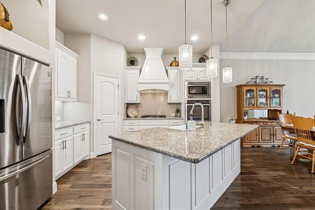 Foto del edificio - 700 Brookstone Ct