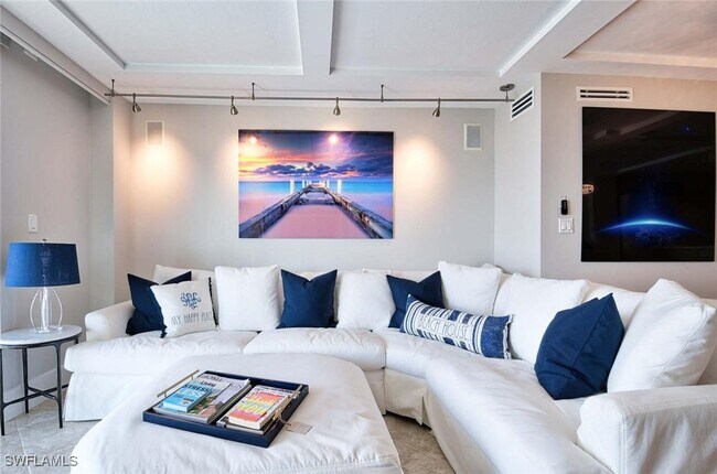 Foto del edificio - 1977 Gulf Shore Blvd N