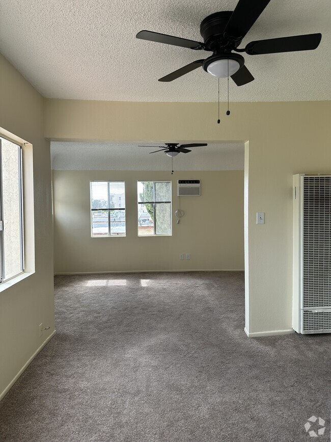 Building Photo - 1248 1/2 N Cahuenga Blvd