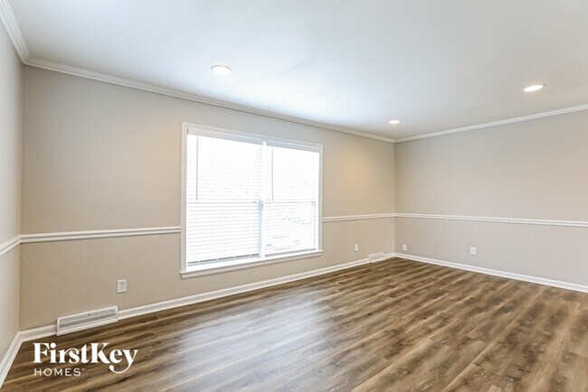 Building Photo - 13116 Herrick Ave
