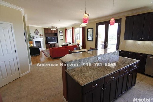 Building Photo - 3661 Monteverde Dr