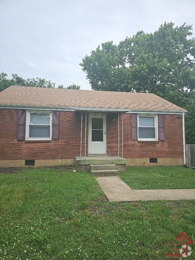 Building Photo - 721 Blackstone Ave
