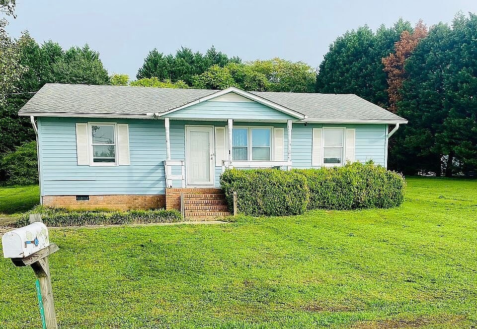 Foto principal - 223 Bob Gray Rd
