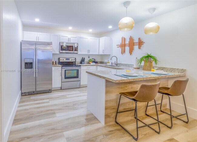 Foto del edificio - 1762 NW 15th St