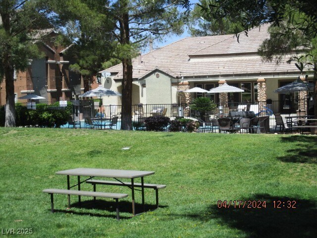 Foto del edificio - 555 E Silverado Ranch Blvd