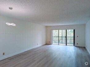 Building Photo - 16491 Blatt Blvd