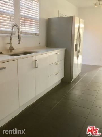 Foto del edificio - 2 br, 1 bath House - 1020 N La Jolla Ave