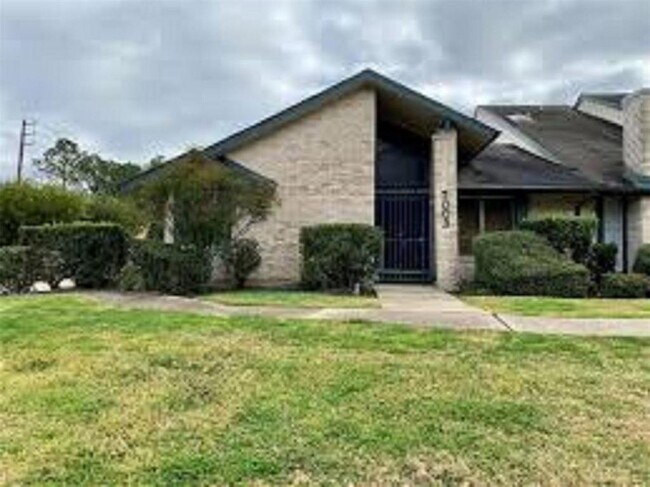 Building Photo - 7003 Westbranch Dr