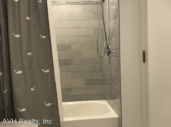 Building Photo - 1 br, 1 bath House - 10 Gloucester Avenue ...