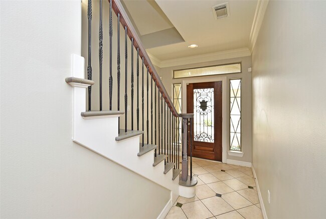 Foto del edificio - 118 Drew St