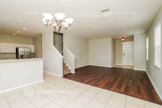 Foto del edificio - 9305 Zincoe Ln