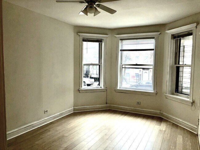 Foto del edificio - 1557 N Honore St