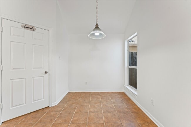 Building Photo - 13014 Rose Landing Dr