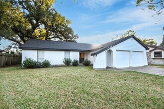 Building Photo - 9243 Friendship Rd