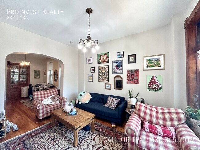 Building Photo - Available July 1st! Updated Beautiful Sun-...