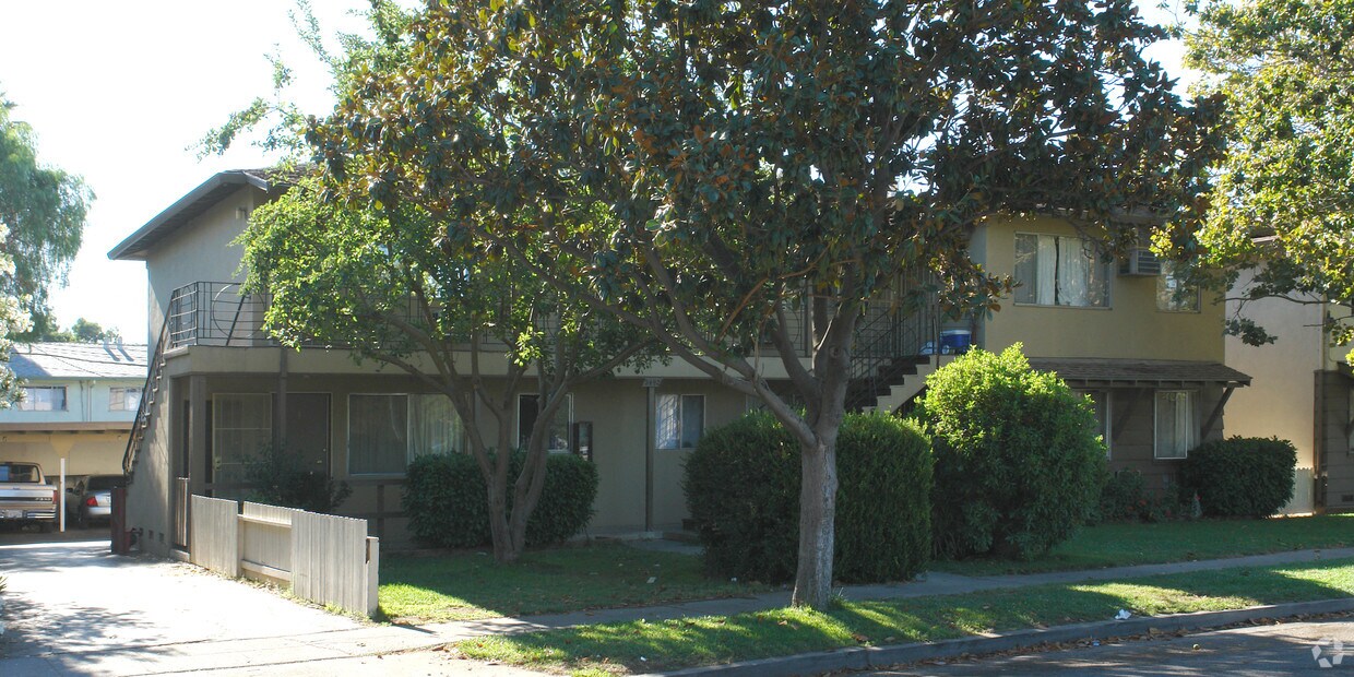 Building Photo - 2492-2496 Almaden Rd