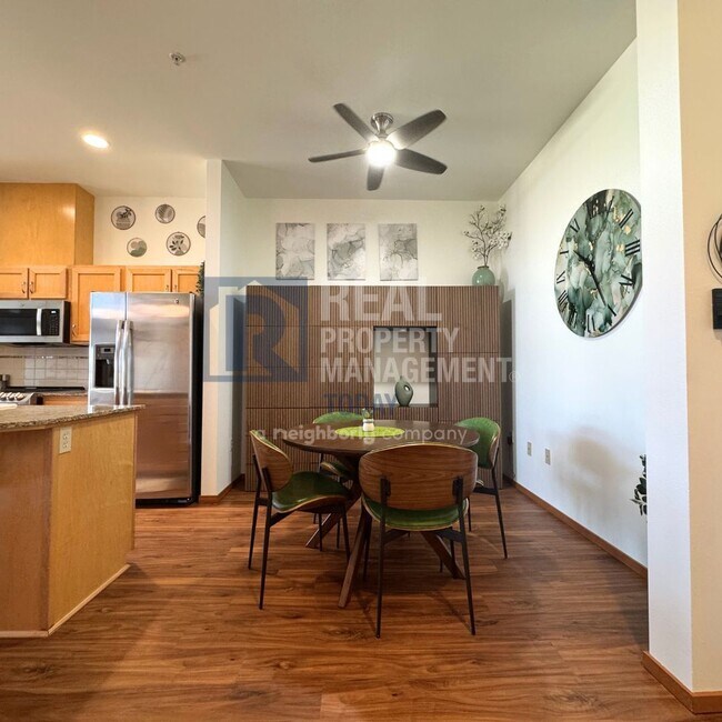 Foto del edificio - 210 W Pioneer Ave