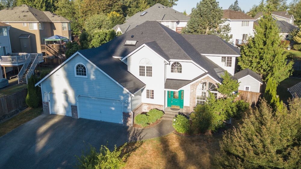 Foto principal - Sparkling Spacious 4 bedroom 2.5 bath in Kent