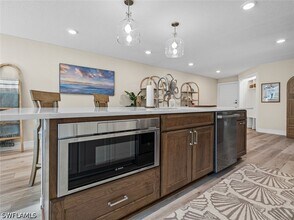 Building Photo - 4082 Belair Ln