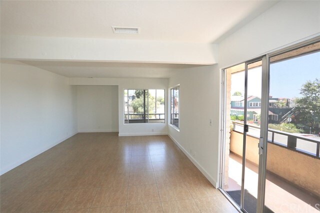 Building Photo - 324 Brooks St