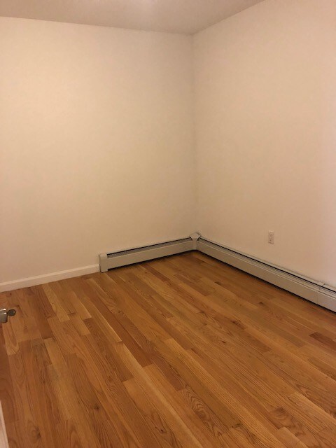 Foto del edificio - 3668 Shore Pkwy