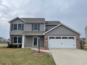 Building Photo - 2727 Stonecrop Road