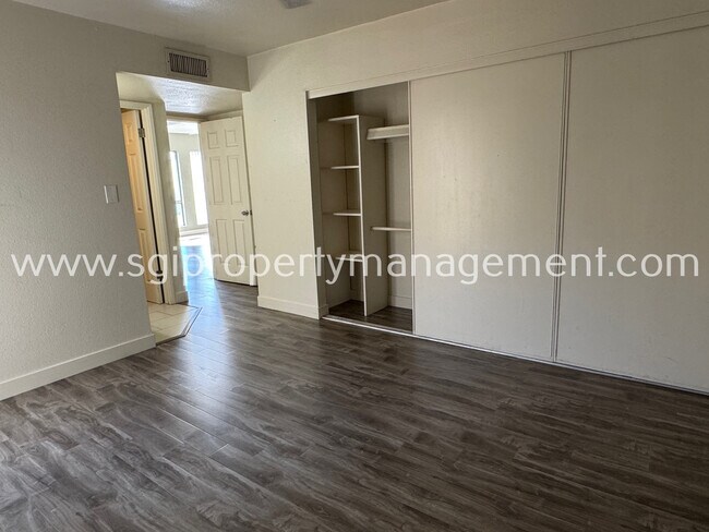 Foto del edificio - 3828 N 32nd St