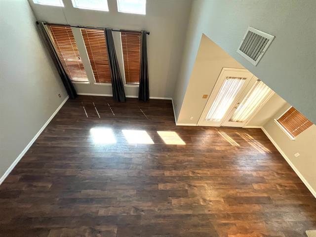 Foto del edificio - 7109 Brentdale Ln