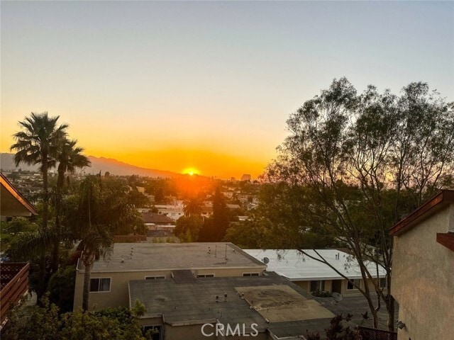 Foto principal - 1523 E Windsor Rd