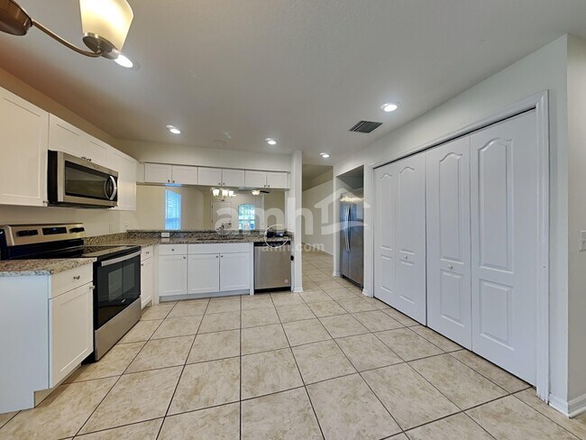 Foto del edificio - 927 Windton Oak Dr