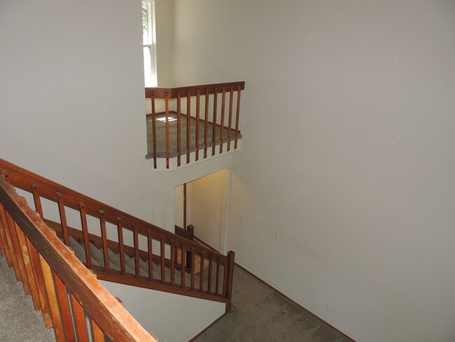 Building Photo - 815 S Joplin Cir