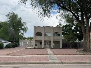 Building Photo - 2826 W Platte Ave