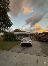 Building Photo - 70 Wendy Crescent