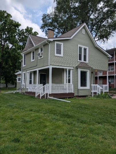 Building Photo - 405 W White St