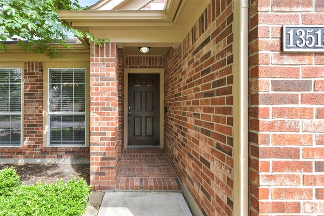 Building Photo - 13518 Barons Lake Ln