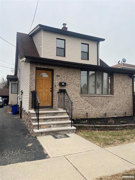 Photo - 66 Tuttle Street Unit 2