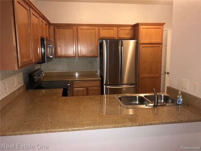 Building Photo - 3848 Cherry Creek Ln