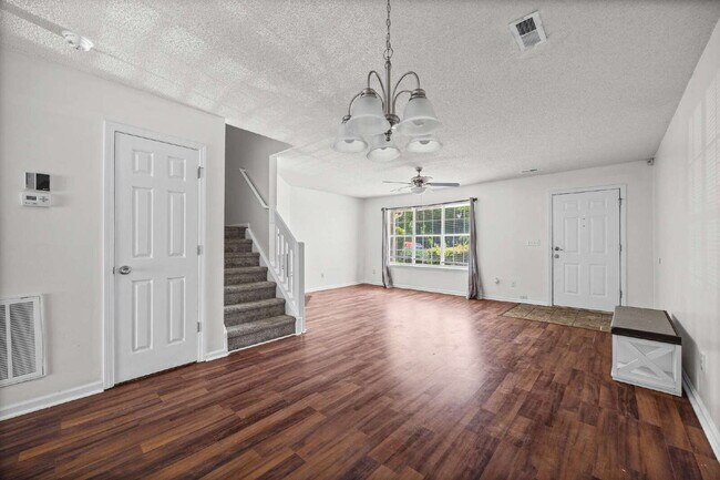 Foto del edificio - 5720 Prescott Ct