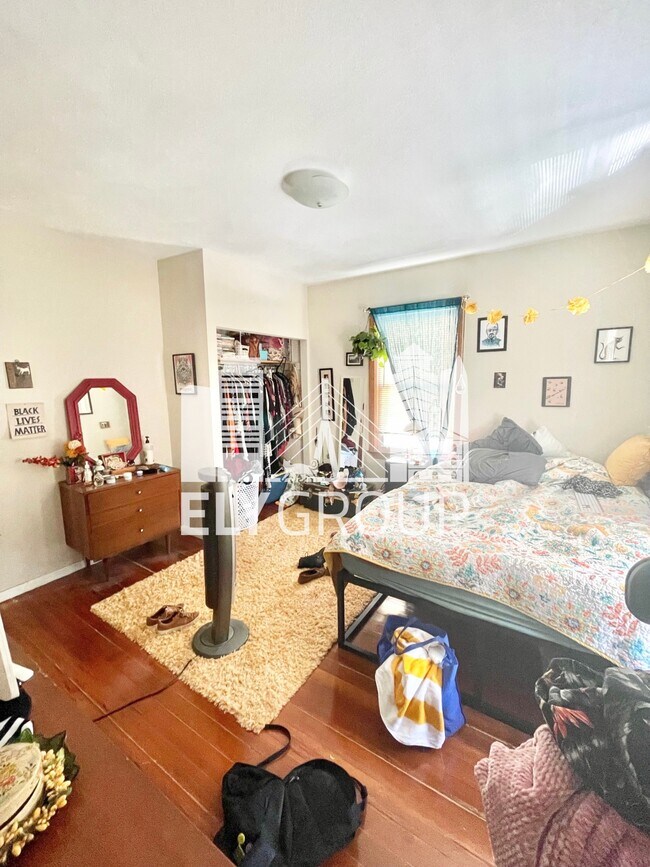 Foto del edificio - 76 Thorndike St