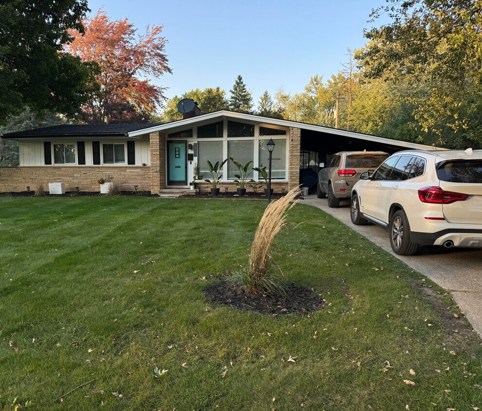 18850 Framingham Dr, Southfield, MI 48076 House Rental in Southfield