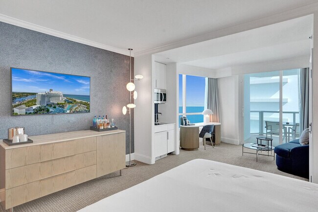 Foto del edificio - 4441 Collins Ave