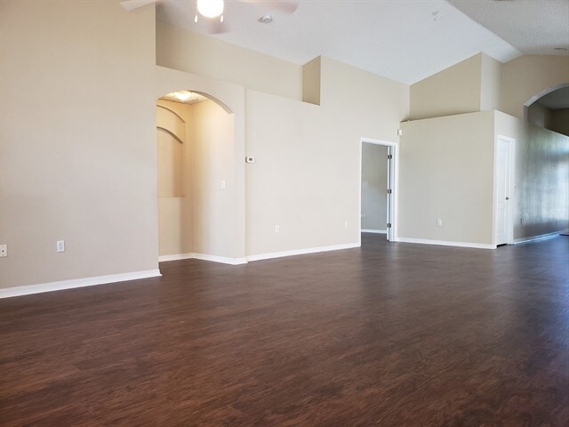 Building Photo - 2554 Big Pine Drive