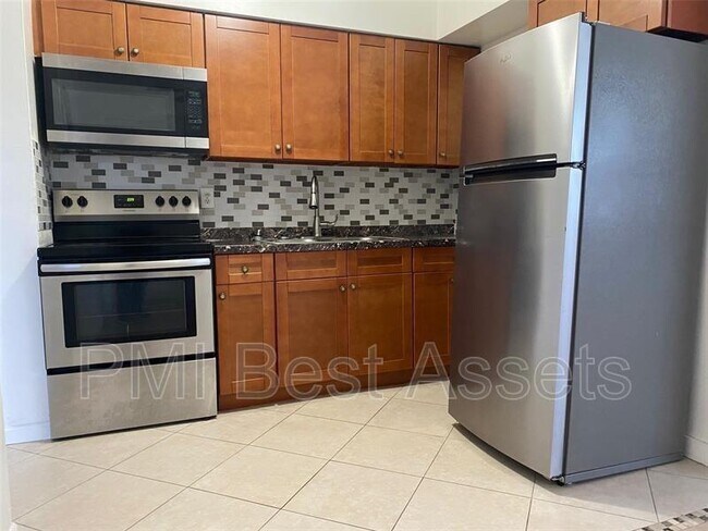 Foto del edificio - 5321 NE 18th Ave