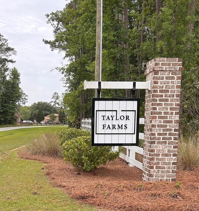 Building Photo - Spacious 5BR/3BA Home in Ladson, SC - Moth...