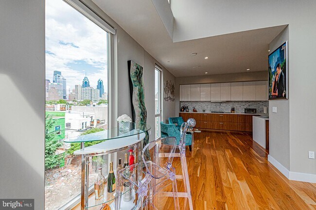 Foto del edificio - 2301 Bainbridge St