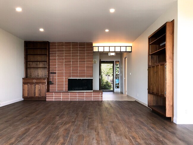 Building Photo - 96 Lawson Rd