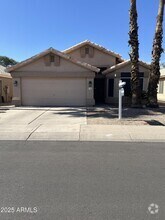 Building Photo - 716 E Gary Dr