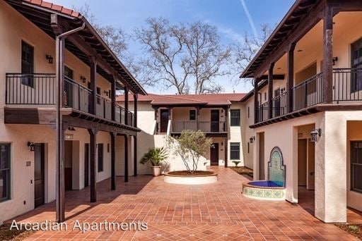 Building Photo - 1740 Arcadian Ave