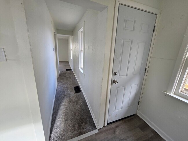Foto del edificio - $850 - 1 Bed 1 Bath Home